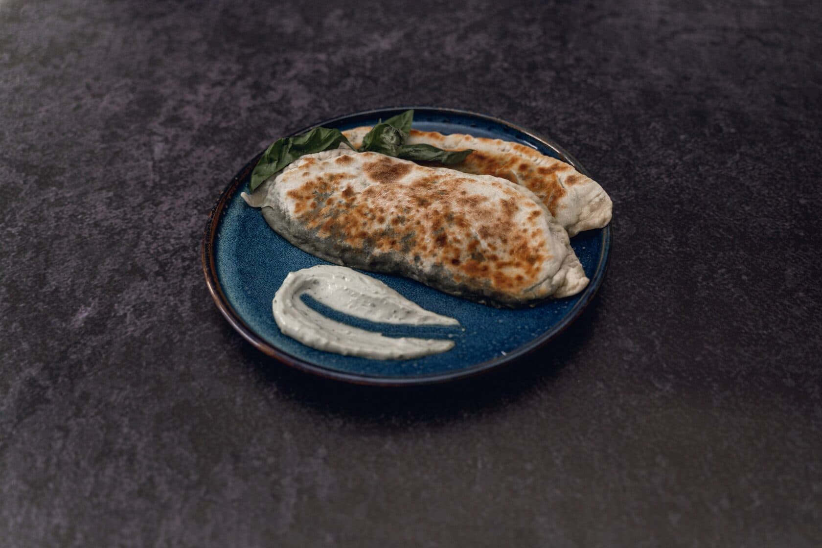 Кутабы с сыром и зеленью